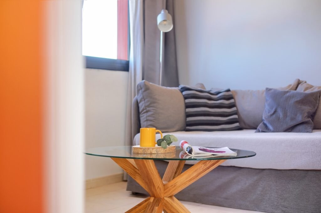 mesa pequeña salon